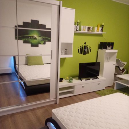 M&D Apartman Eger Eksteriør billede