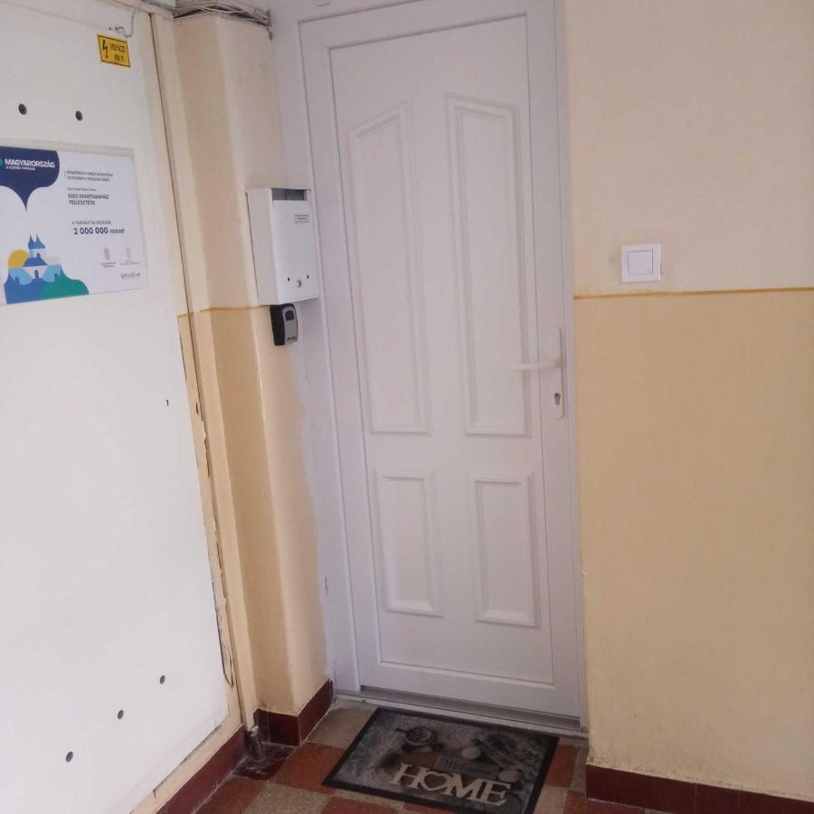 M&D Apartman Eger Eksteriør billede