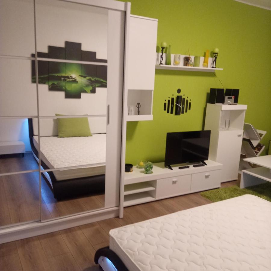 M&D Apartman Eger Eksteriør billede