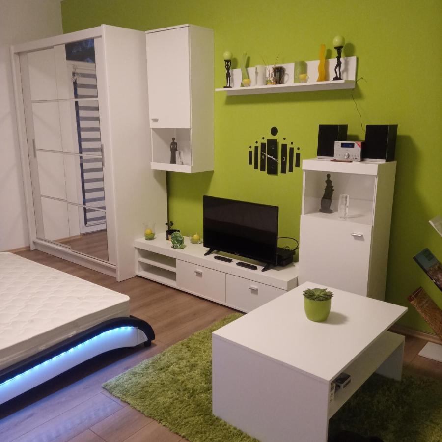 M&D Apartman Eger Eksteriør billede